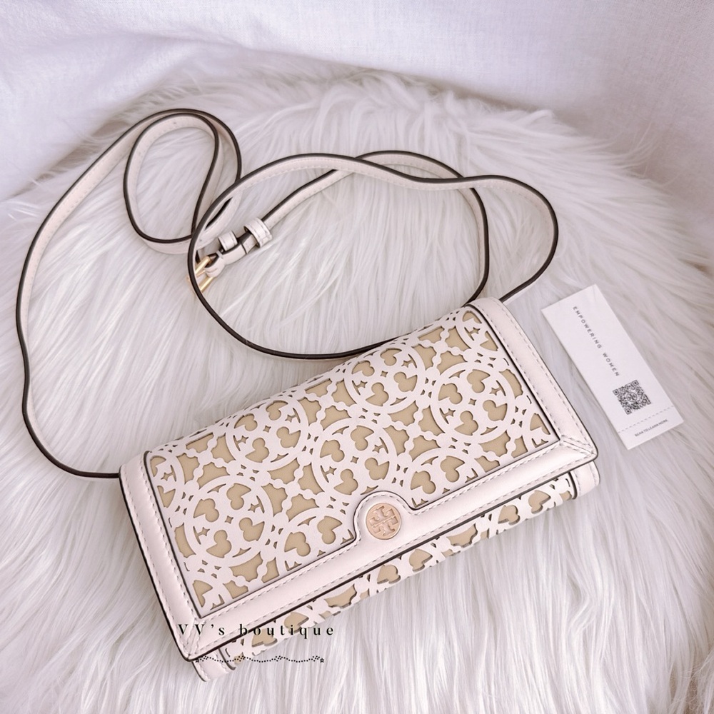 NWT Tory Burch T Monogram Laser Cut Wallet Crossbody Leather Ivory Beewax 135850